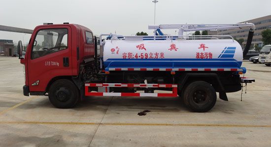 楚勝牌CSC5073GXEJ型江鈴吸糞車(chē)