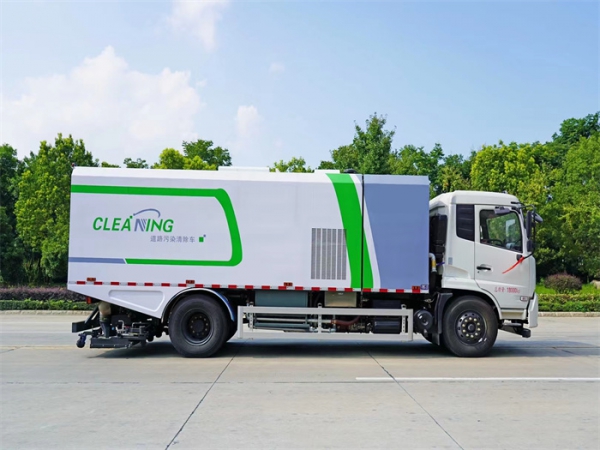 東風(fēng)天錦道路污染清除車(chē)（深度保潔車(chē)）
